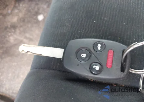 2005 Honda Accord 2.4 Ex из США, поврежденный, VIN 1HGCM72795A014177